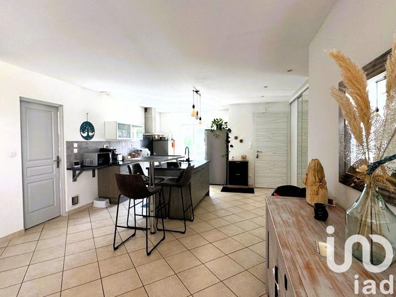 Maison - 177 m² - 6 pièces