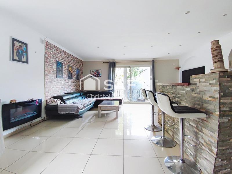 Maison - 170 m² - 6 pièces