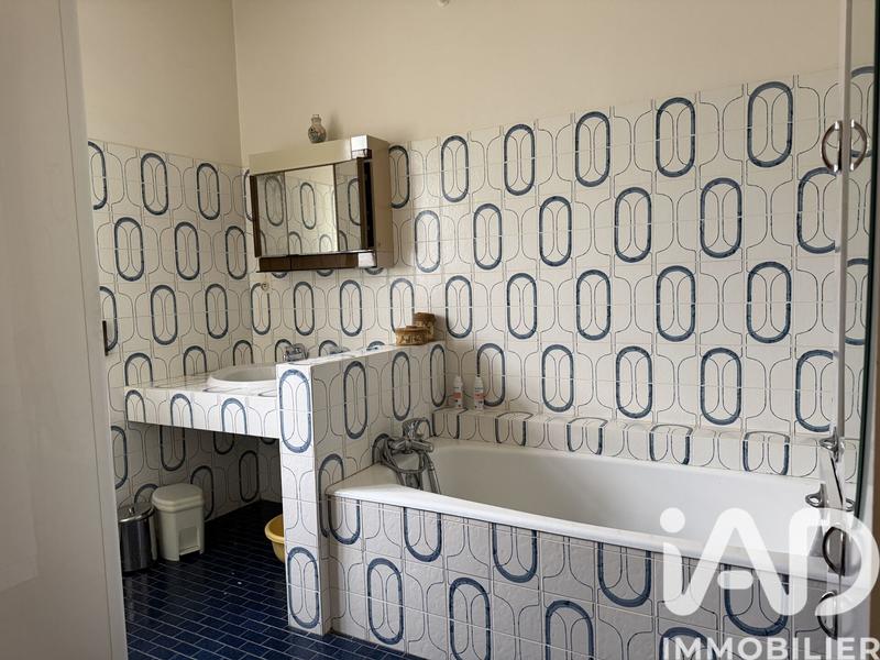 Maison - 137 m² - 7 pièces