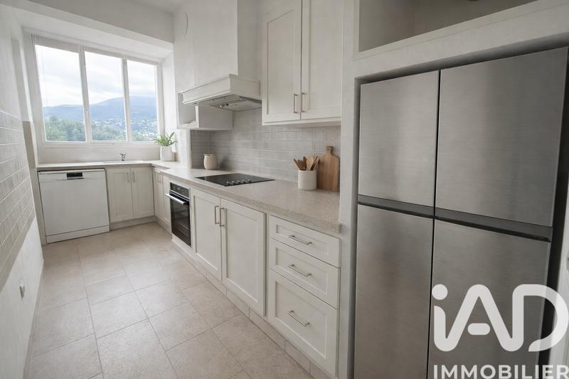 Appartement - 87 m² - 3 pièces