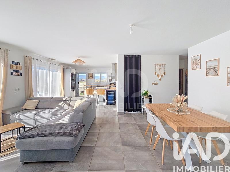 Maison - 107 m² - 4 pièces