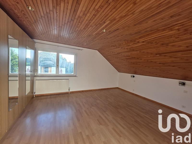 Maison - 198 m² - 6 pièces