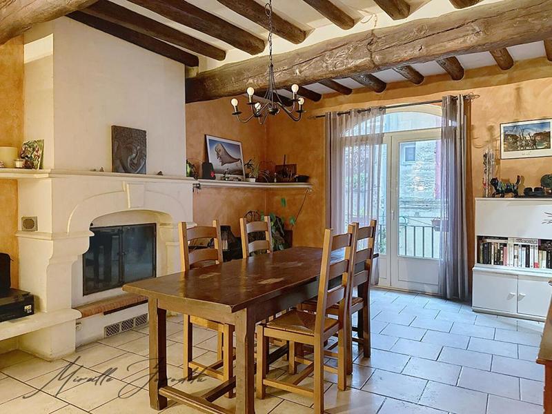 Maison - 169 m² - 6 pièces