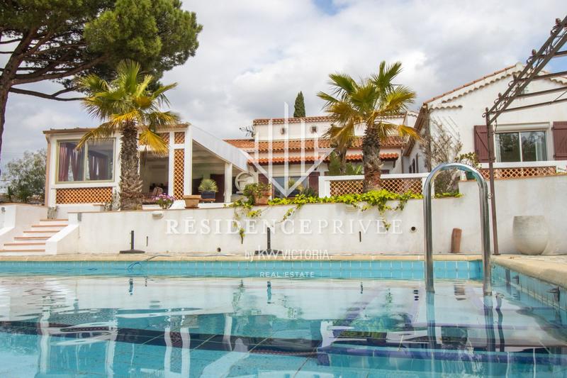 Maison chambre d'hôtes - 195 m² - 8 pièces