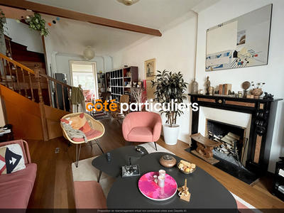 Maison - 180 m² - 8 pièces