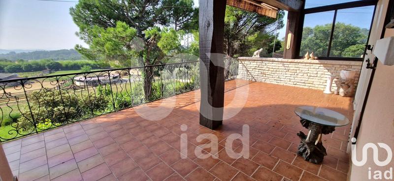 Maison - 260 m² - 6 pièces