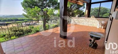 Maison - 260 m² - 6 pièces