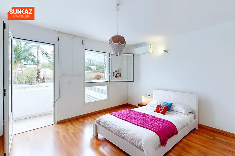 Maison - 144 m² - 5 pièces