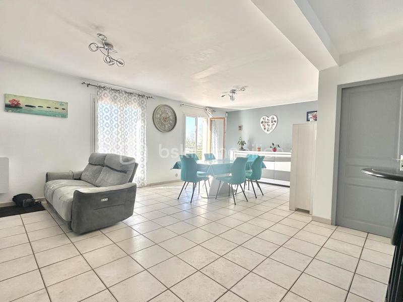 Pavillon - 130 m² - 7 pièces