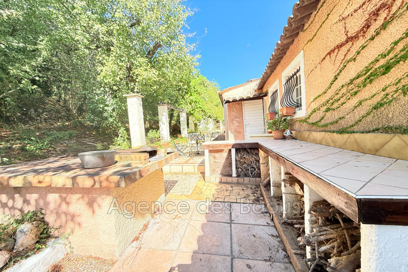 Propriété - 210 m² - 7 pièces