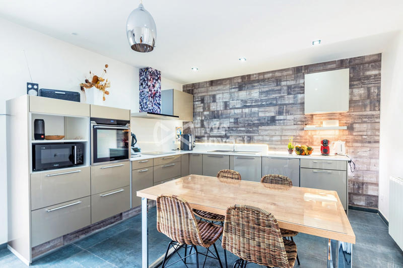 Maison - 172 m² - 5 pièces