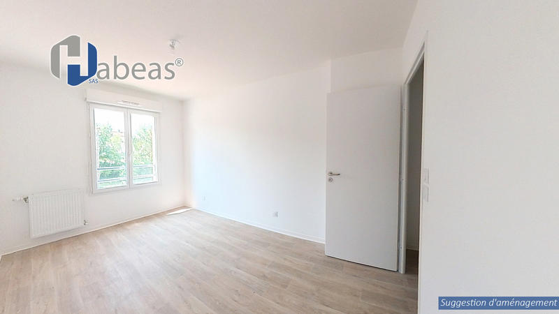 Appartement - 80 m² - 4 pièces