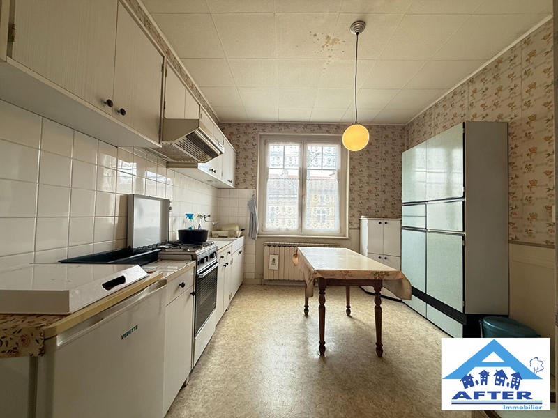 Maison - 84 m² - 5 pièces