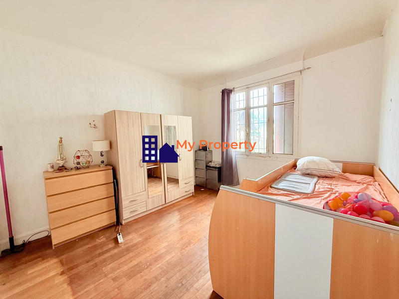 Maison traditionnelle - 80 m² - 5 pièces