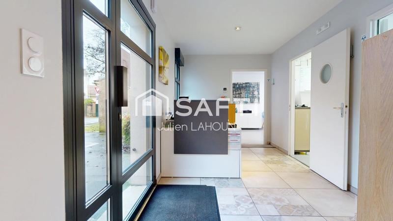 Local commercial - 97 m² - 5 pièces