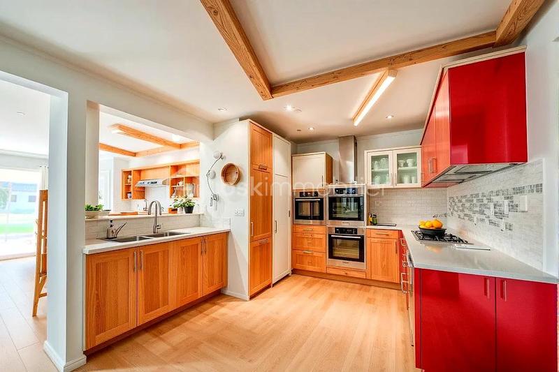 Maison traditionnelle - 130 m² - 6 pièces