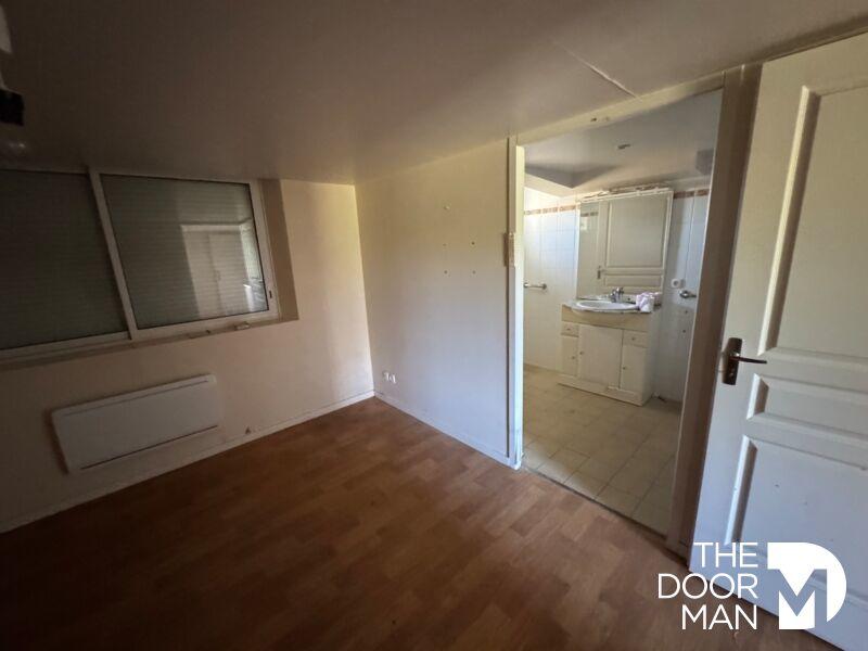 Maison - 134 m² - 13 pièces