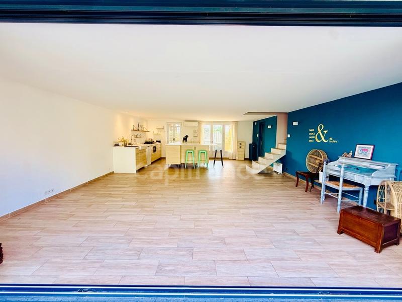 Maison - 140 m² - 5 pièces