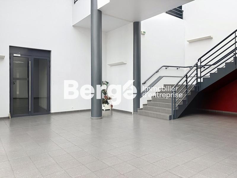 Bureau - 520 m²