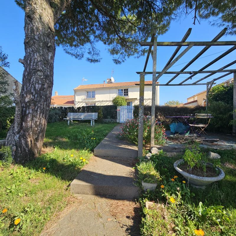 Maison - 92 m² - 5 pièces