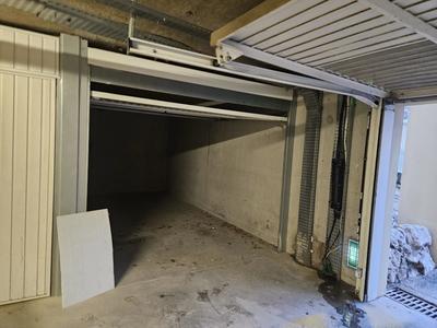 Parking / Garage - 15 m²