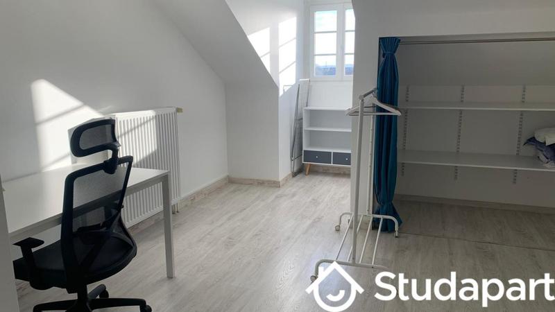 Chambre - 15 m² - 1 pièce