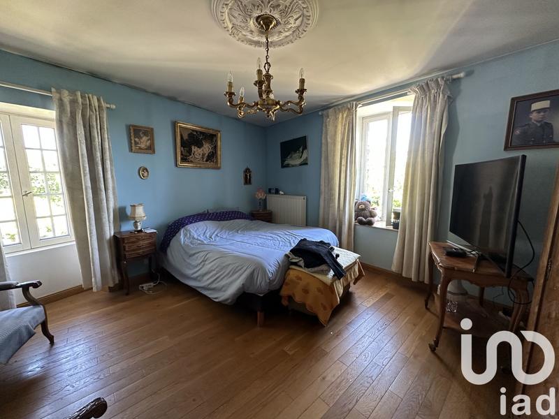 Maison - 203 m² - 5 pièces