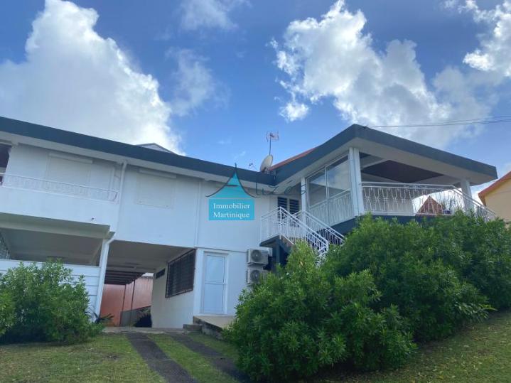 Maison - 124 m² - 6 pièces