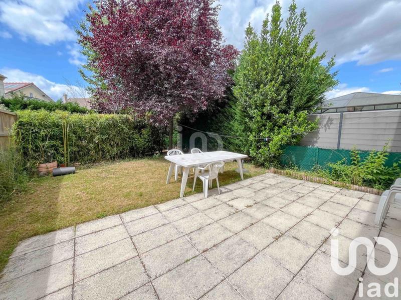 Maison - 104 m² - 6 pièces