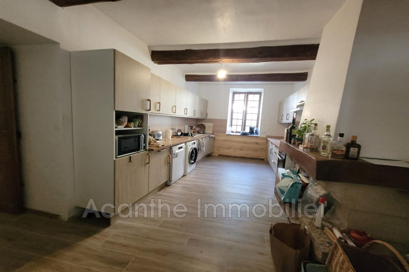 Maison - 430 m² - 10 pièces