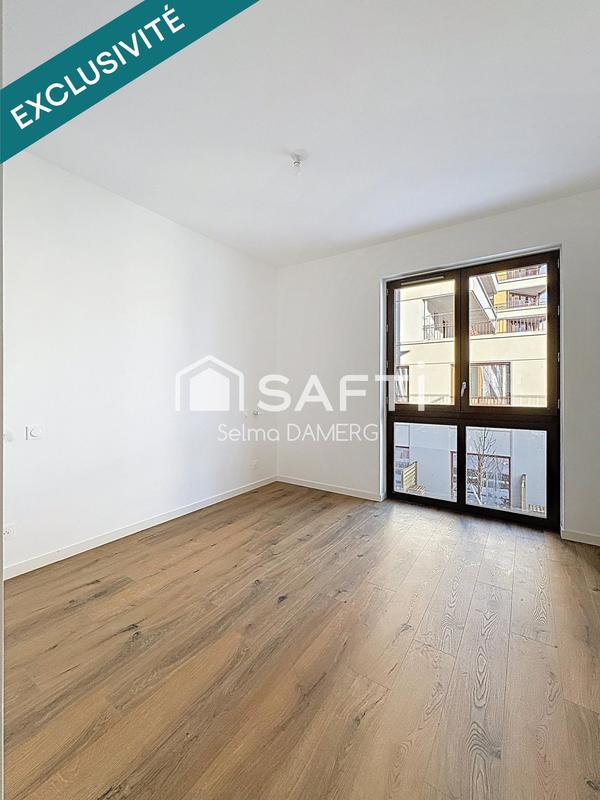 Appartement - 92 m² - 4 pièces