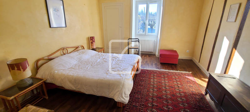 Maison - 170 m² - 6 pièces