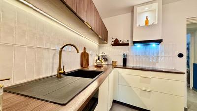 Appartement - 102 m² - 4 pièces