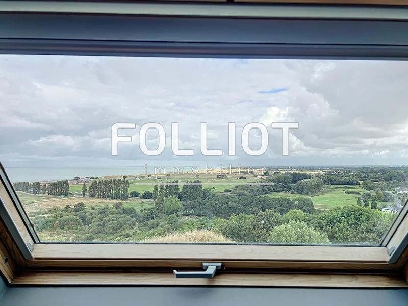 Maison - 215 m² - 10 pièces