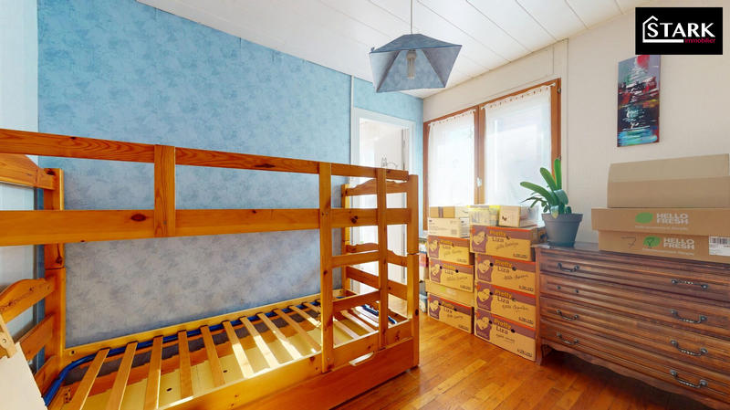 Maison - 170 m² - 7 pièces