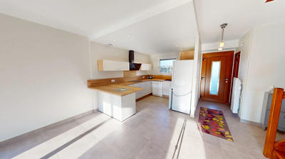 Maison - 98 m² - 5 pièces