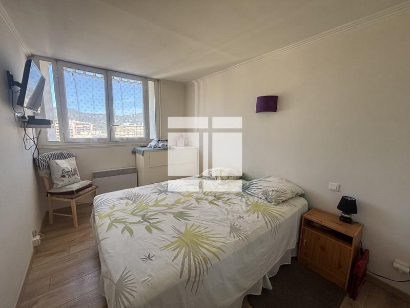 Appartement - 65 m² - 4 pièces