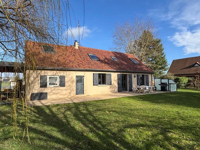 Maison - 127 m² - 5 pièces