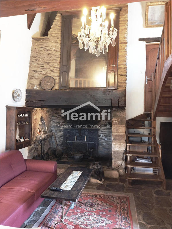 Mas - 252 m² - 10 pièces