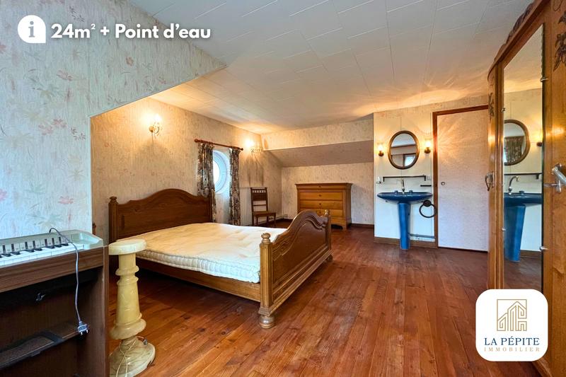 Maison - 147 m² - 9 pièces