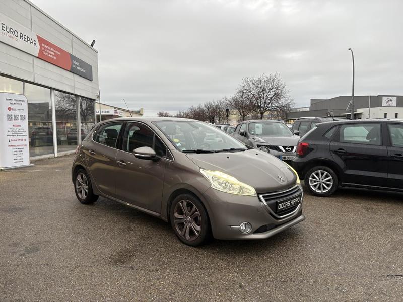 Peugeot 208 1.6hdi 92cv Allure Bvm5