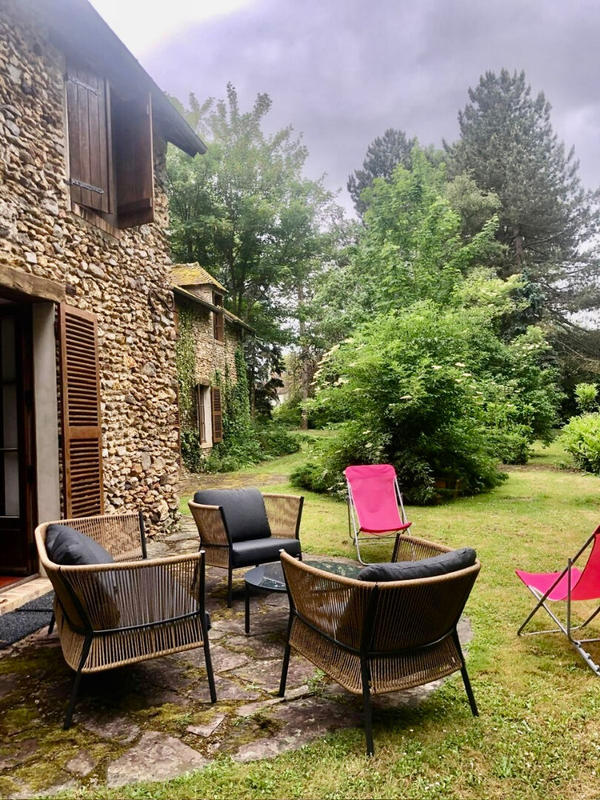 Maison - 300 m² - 8 pièces