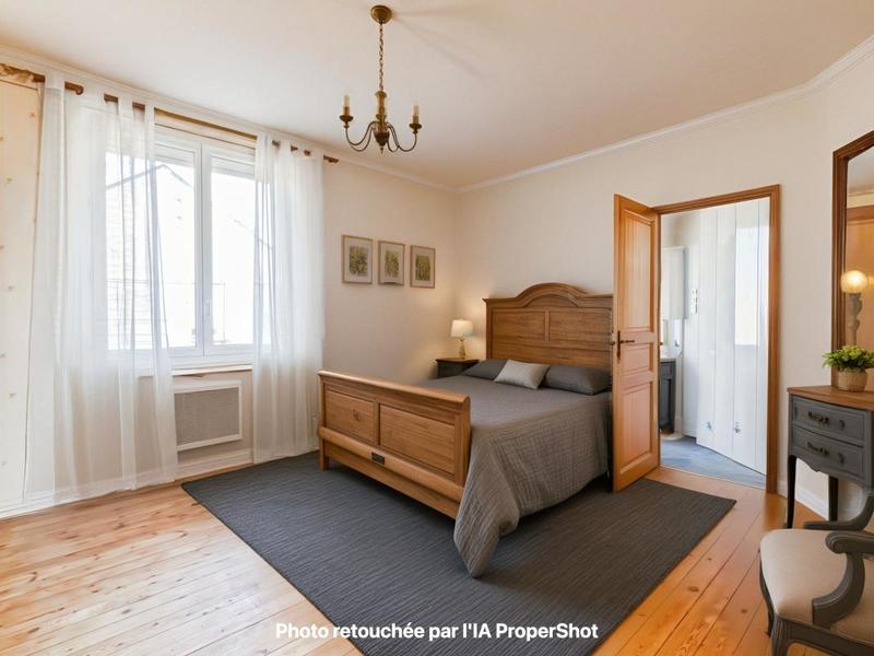 Maison - 121 m² - 5 pièces