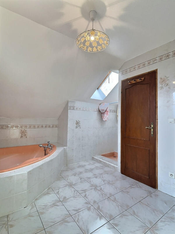 Maison - 172 m² - 6 pièces