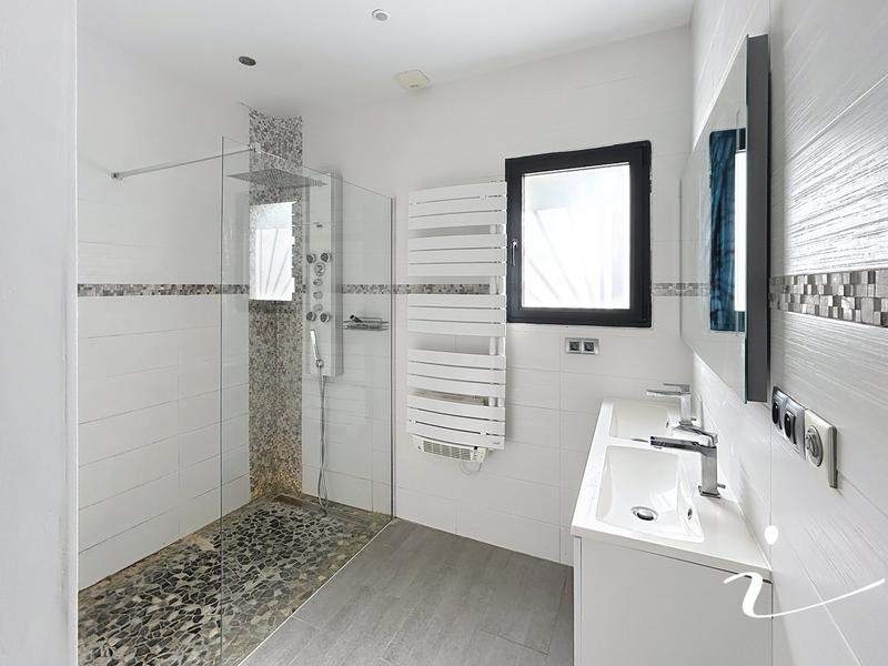 Villa - 145 m² - 6 pièces