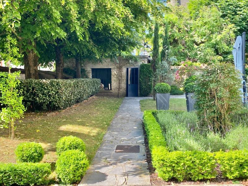 Maison bourgeoise - 235 m² - 8 pièces