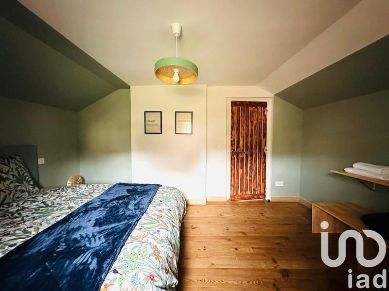 Maison - 183 m² - 8 pièces