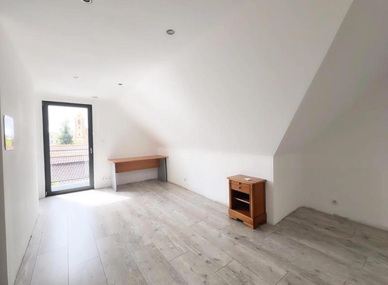 Maison - 183 m² - 7 pièces