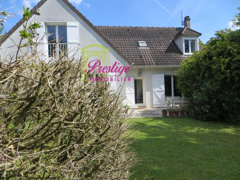 Maison - 166 m² - 7 pièces