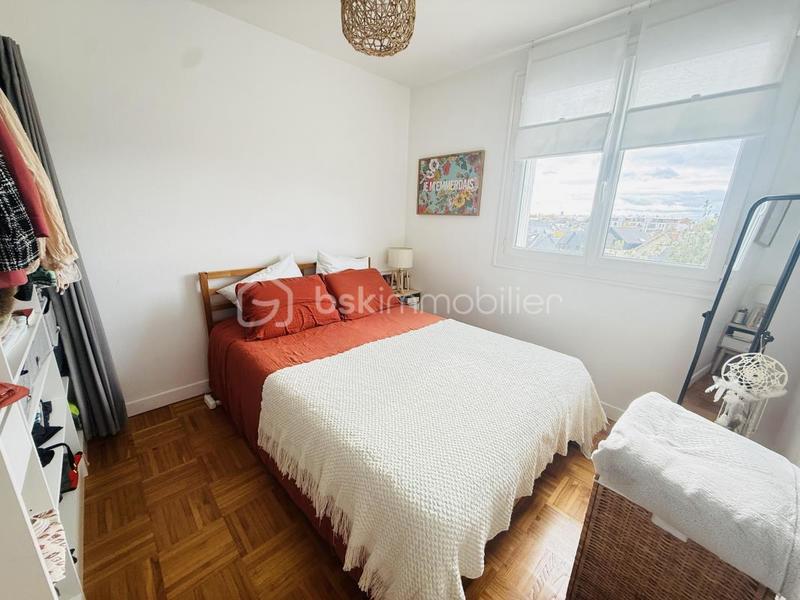 Appartement - 64 m² - 4 pièces